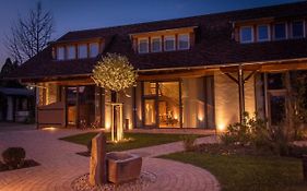 Baumgartners Dreiseithof - Historisch, Modern, Zentral